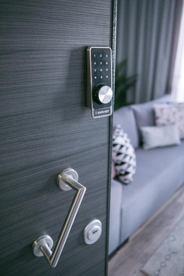 Sts Eight 7 New Luxury Apartment Thessaloníki Ngoại thất bức ảnh